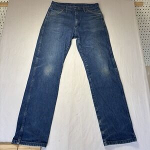 VTG Wrangler Jeans Mens 32x34 Medium Wash Blue 13MWZ Straight Fit Denim Western